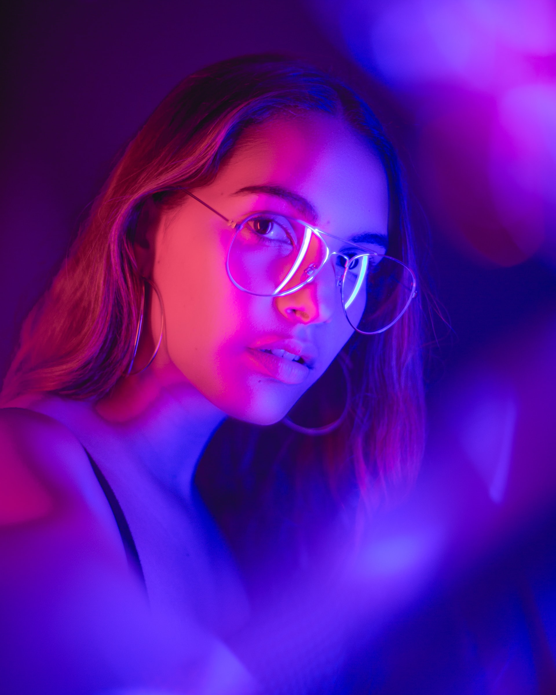 med hensyn til At vise teenagere Selv de kendte brands laver blue light briller – Social Psykiatri
